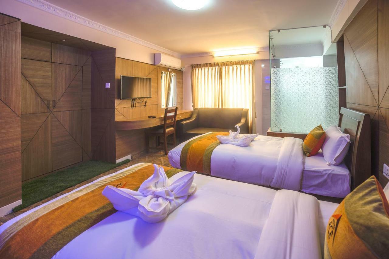 Hotel ACE Kathmandu Buitenkant foto