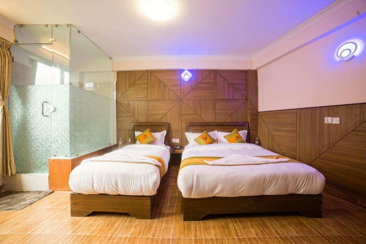 Hotel ACE Kathmandu Buitenkant foto