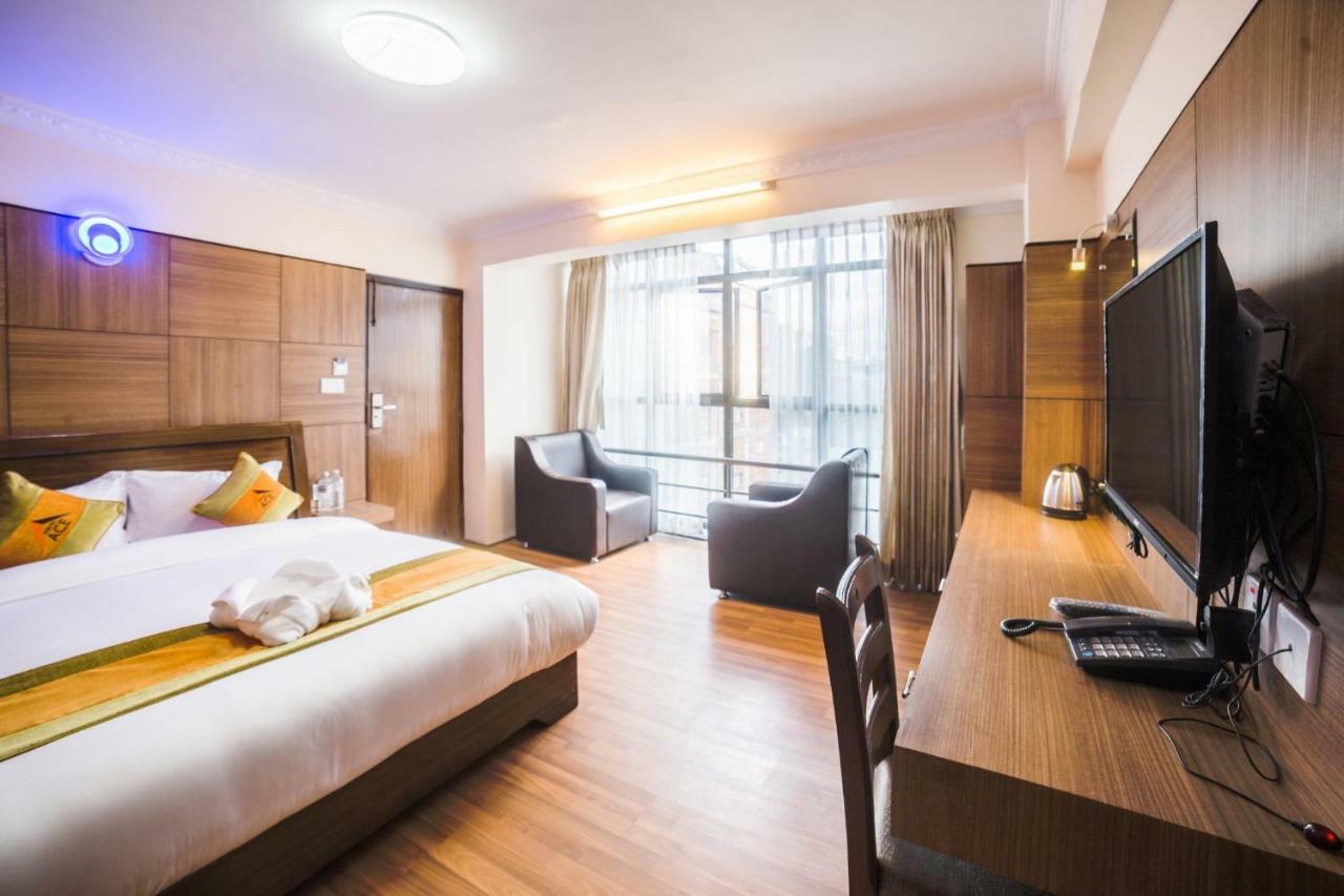 Hotel ACE Kathmandu Buitenkant foto